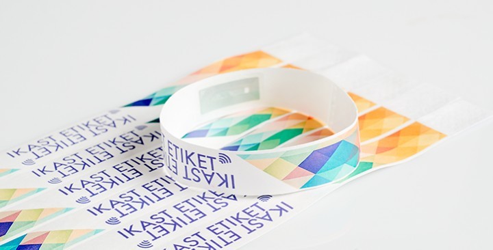Tyvek wristband with RFID tag