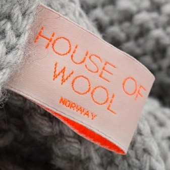 50 Kid Character Personalised Name Labels To Iron On Clothes In Various Colours
