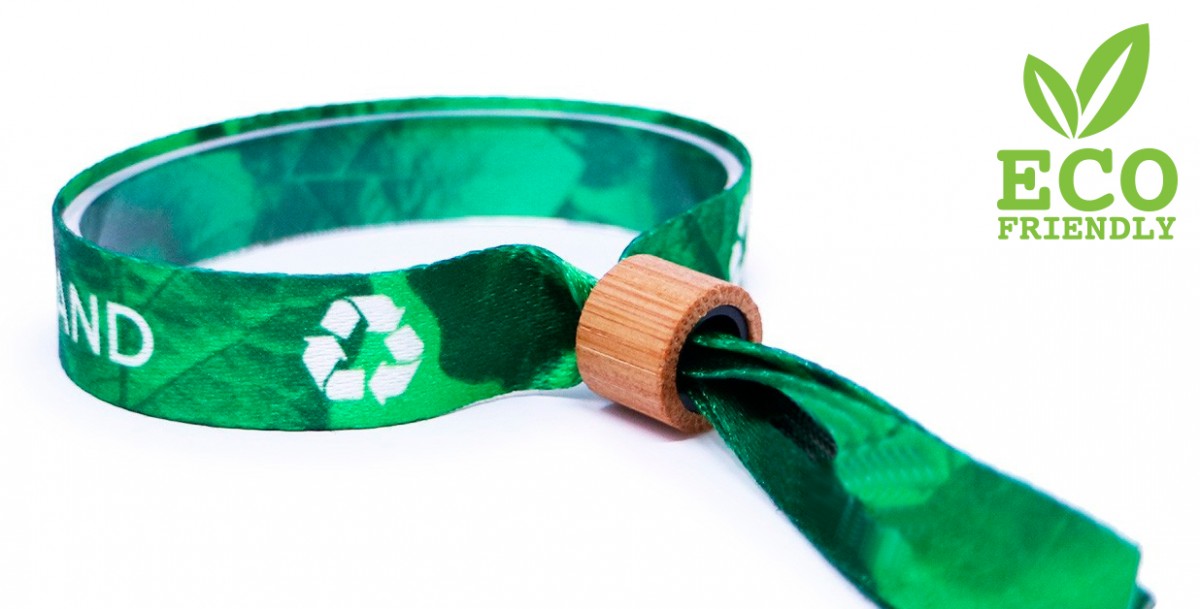 Sustainable festival wristband with bamboo fastening